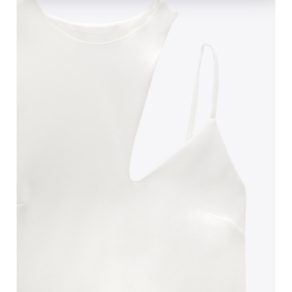 Zara short asymmetrical mini dress in off-white - Picture 5 of 10